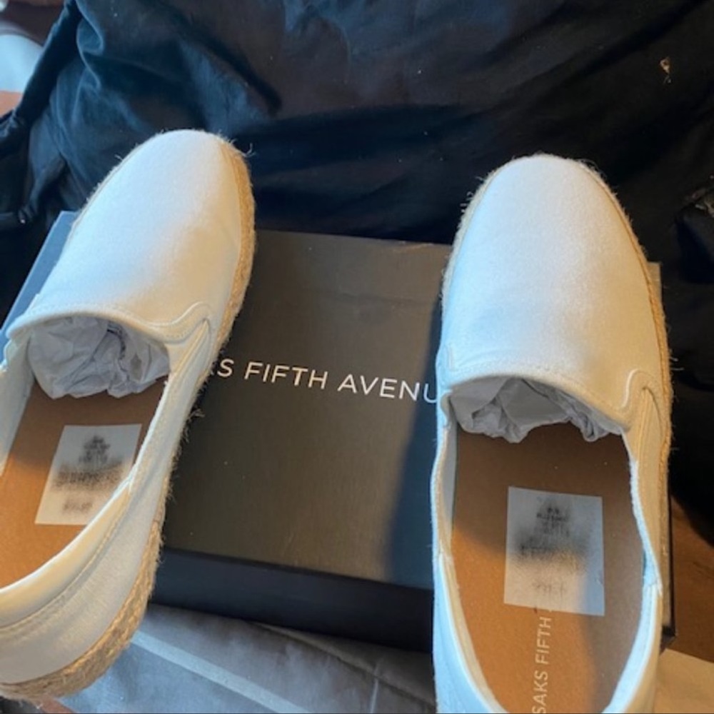 Gorgeous Saks fifth Ave. Loafers